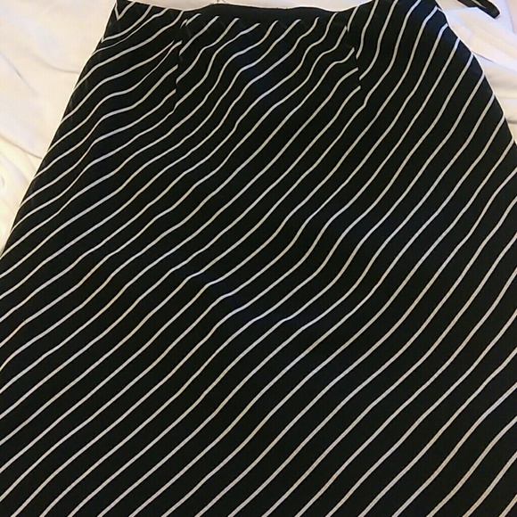 Cynthia howie skirt - Picture 5 of 5